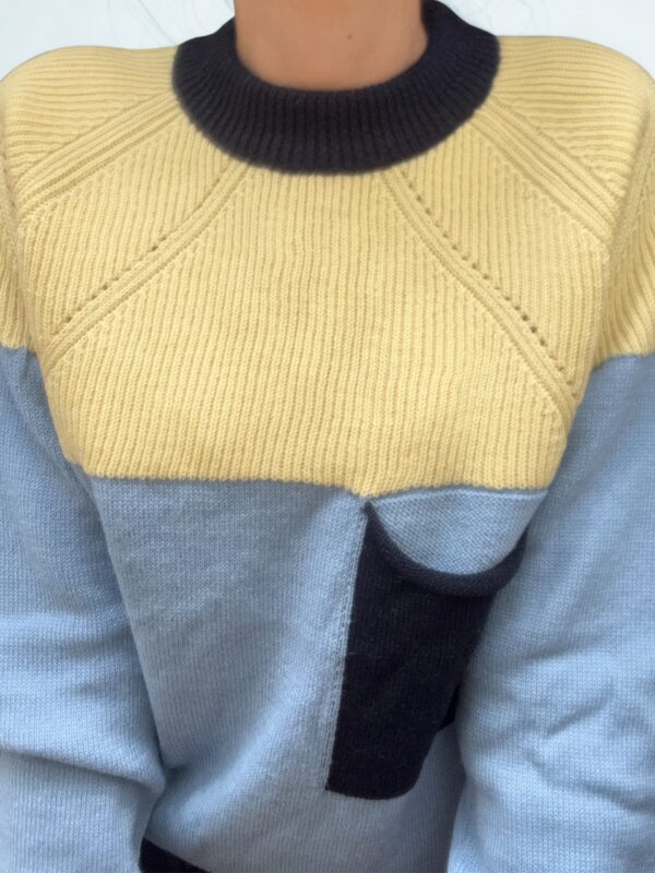 DETAILS BANANA COLOR BLOCK