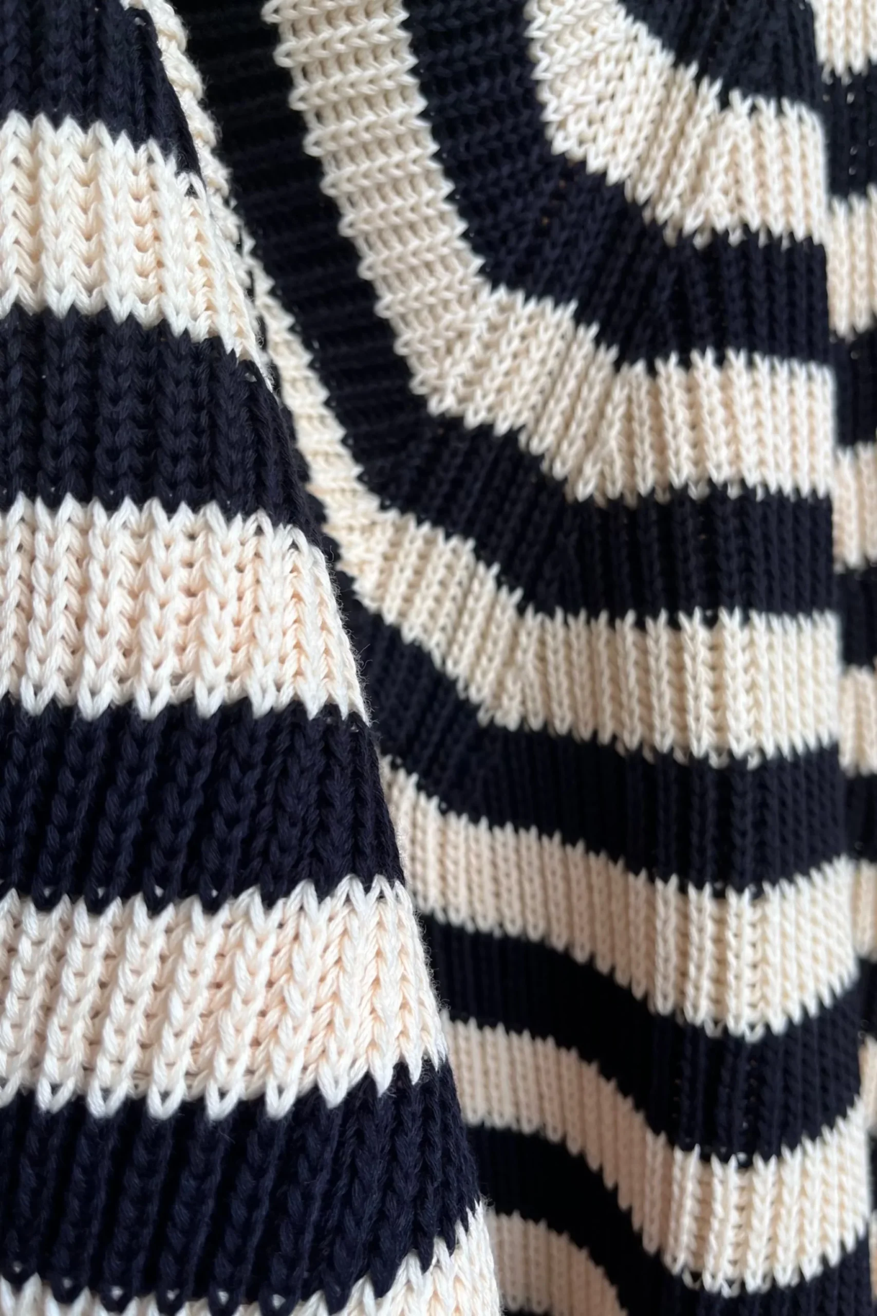 SARTORIA VICO - Cardigan rayé en coton à fibres longues – Image 4